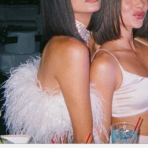 WHITE FUR BANDEAU TOP BMWT